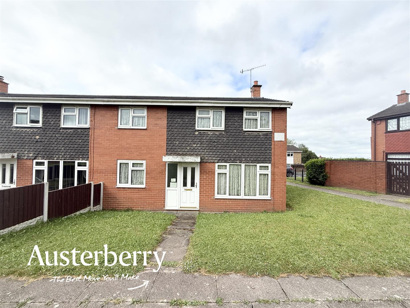 3 bed property in Bromsgrove Place, Stoke-On-Trent